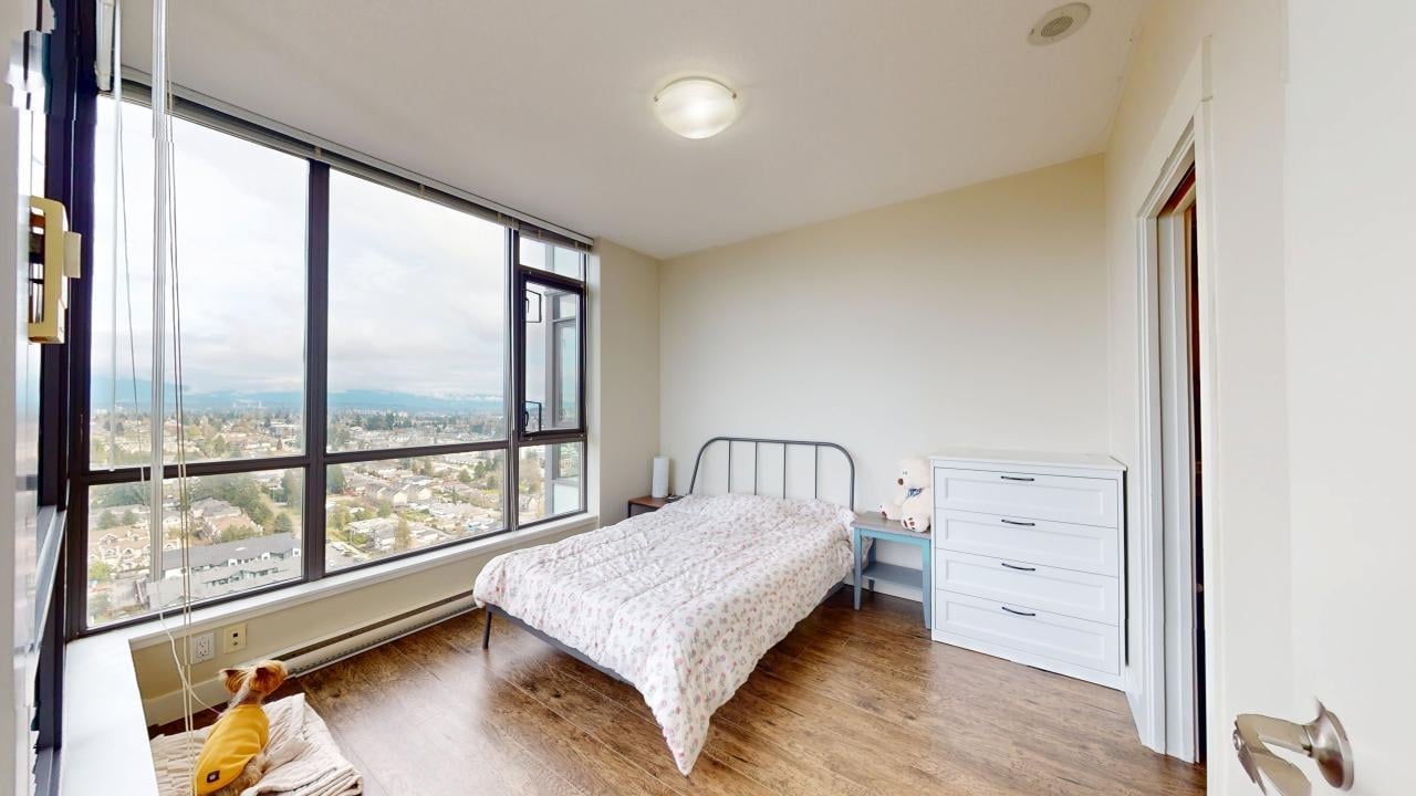 2903-7088 18th Ave