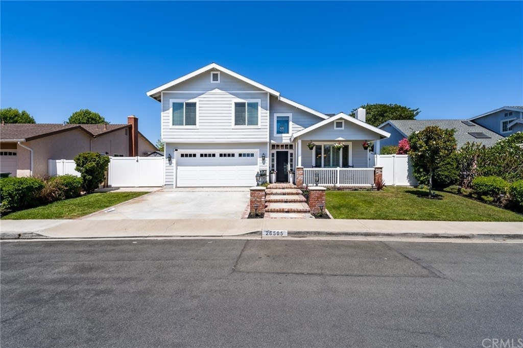 26505 Avenida Veronica