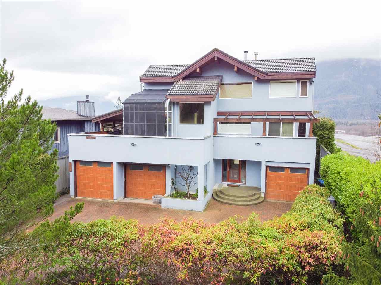 1005 Panorama Pl