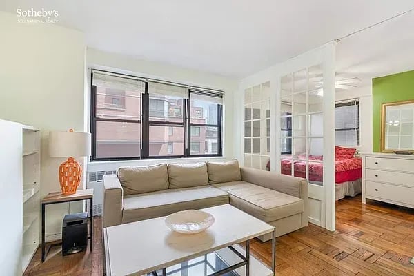 301 East 63rd Street Unit: 7A