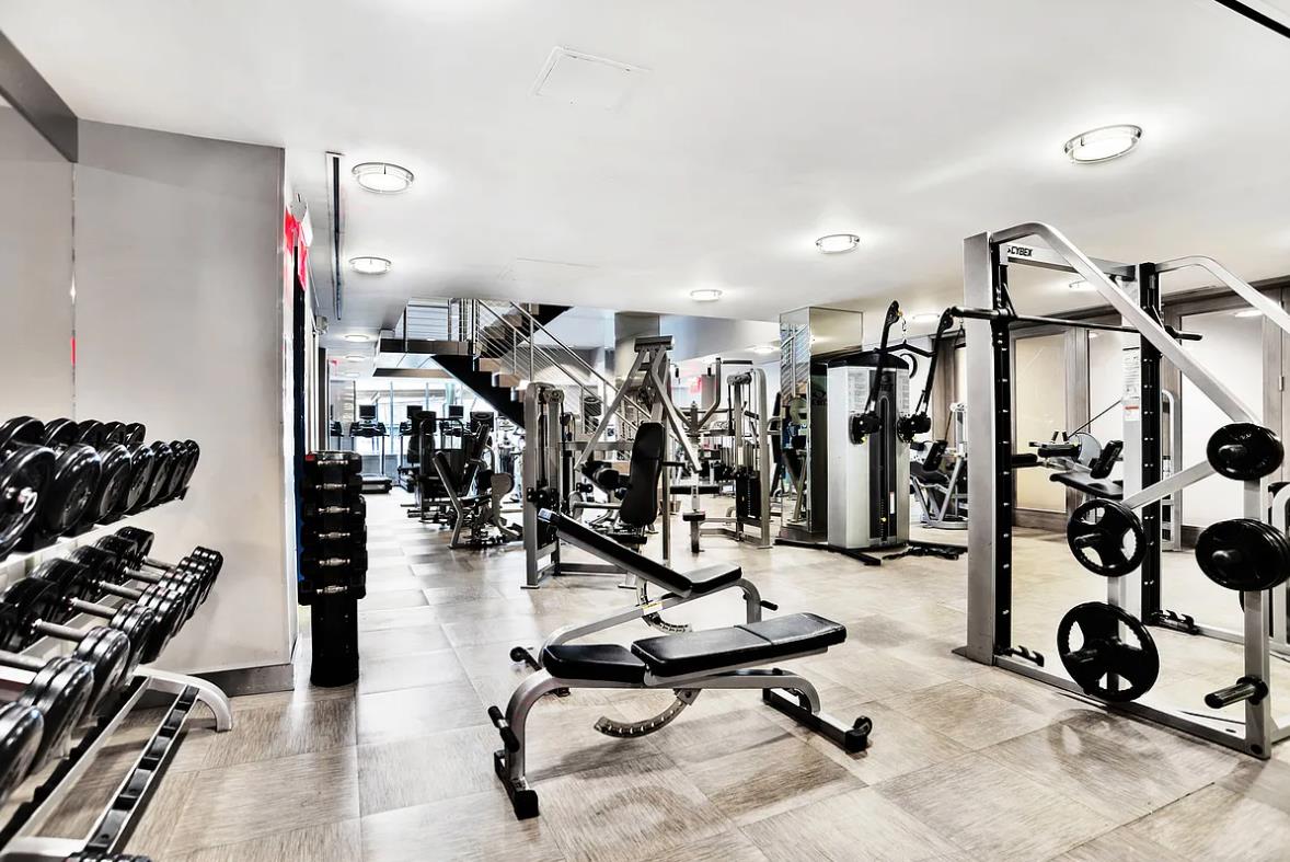 225 Rector Place, Apt 11-B