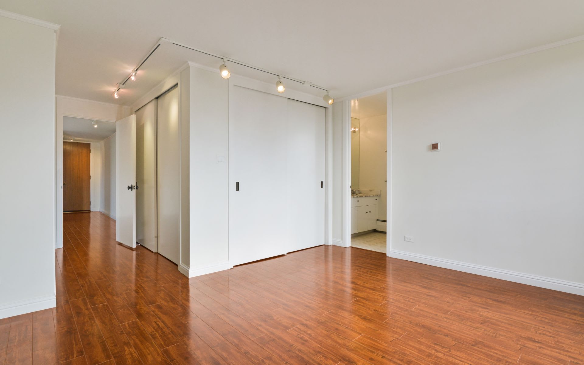 2200 Pacific Ave #10F