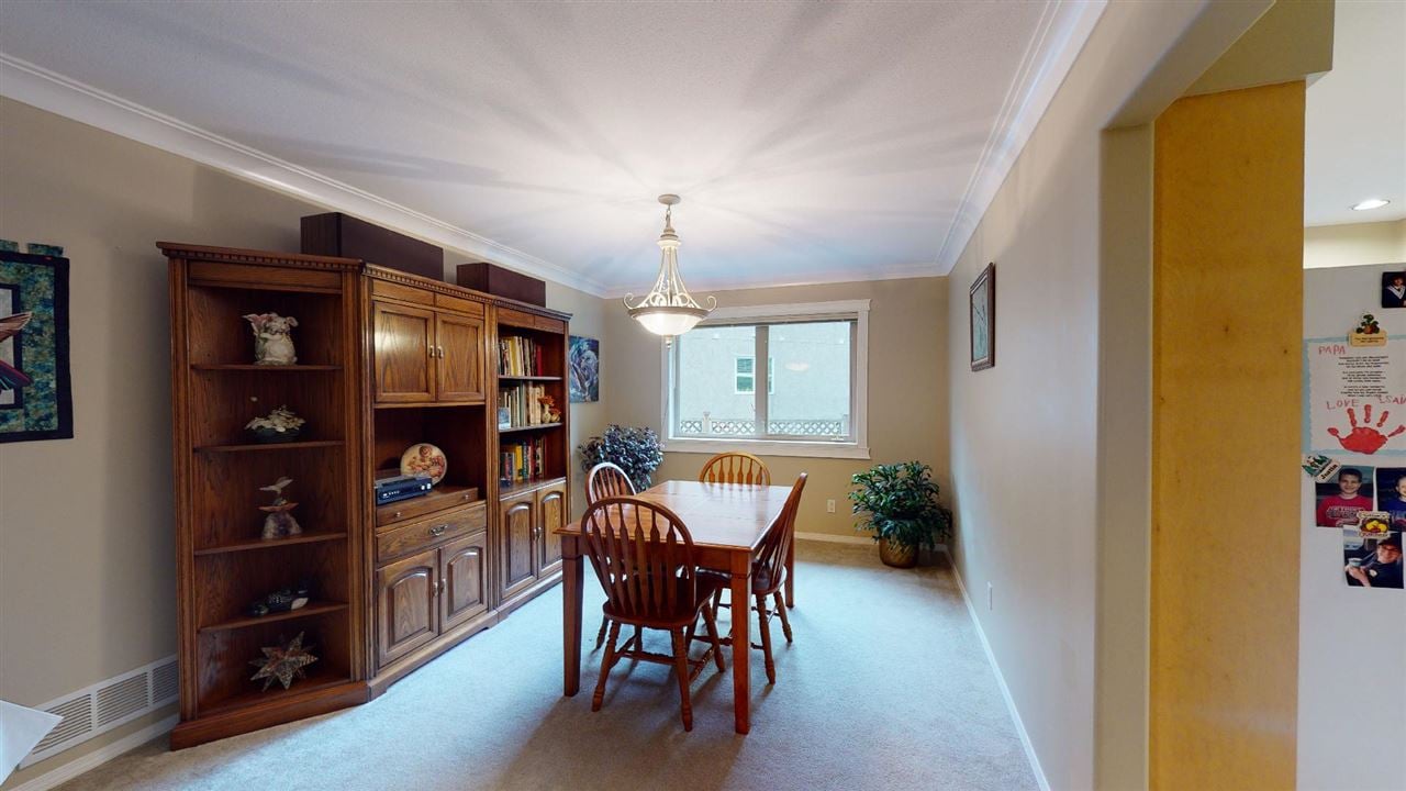 1020 Tantalus Pl