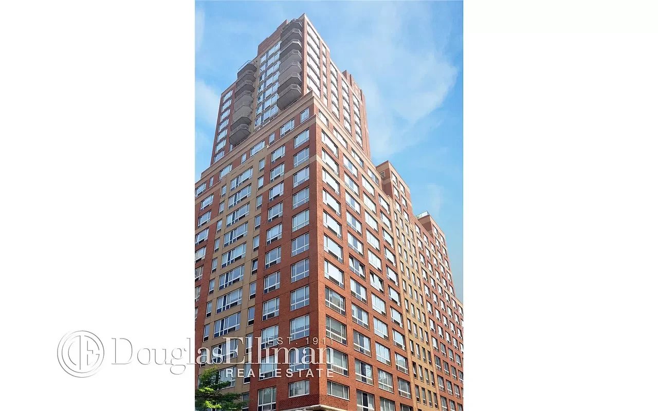 201 East 80th Street Unit: 16A