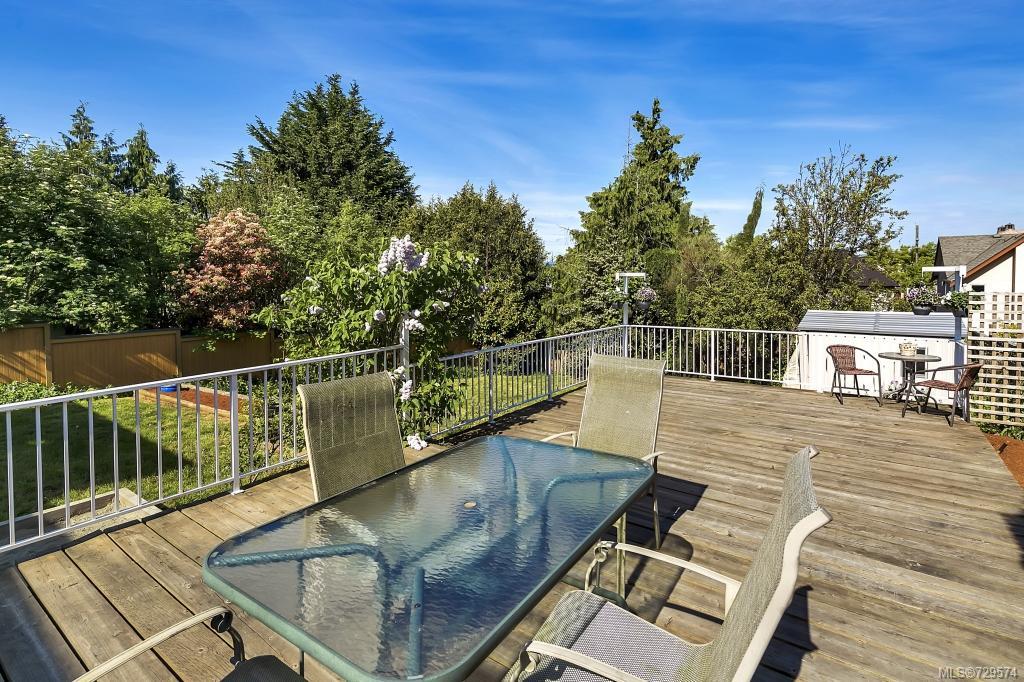 3136 Donald St, Saanich