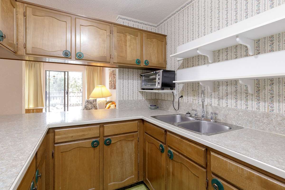 1-7305 Montecito Dr