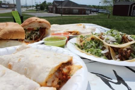 An Inside Look at Harrisonburg's Food Trucks: La Taurina Grill II