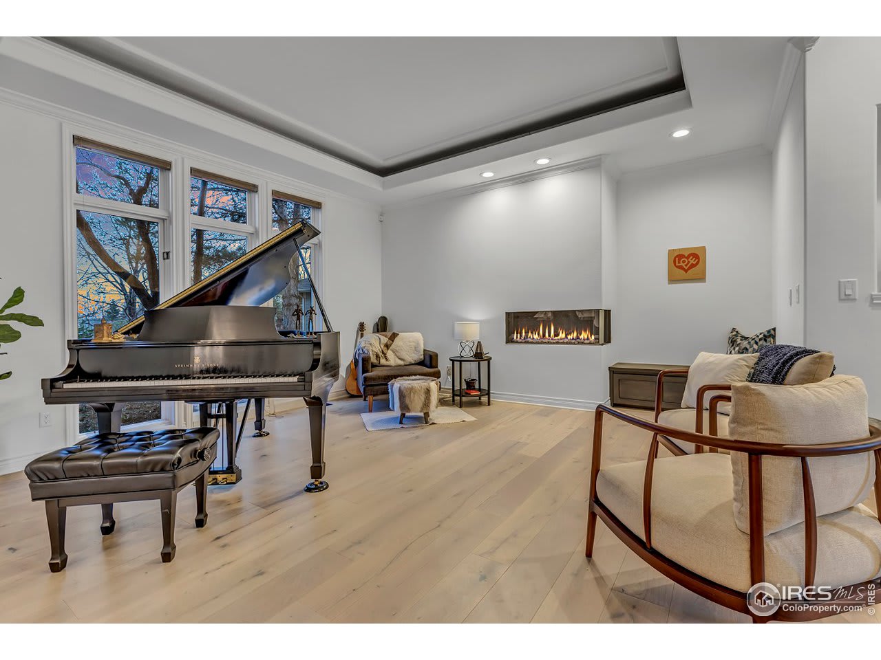 4057 Spy Glass Ln