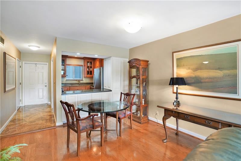 818 SE 4th St Unit #204