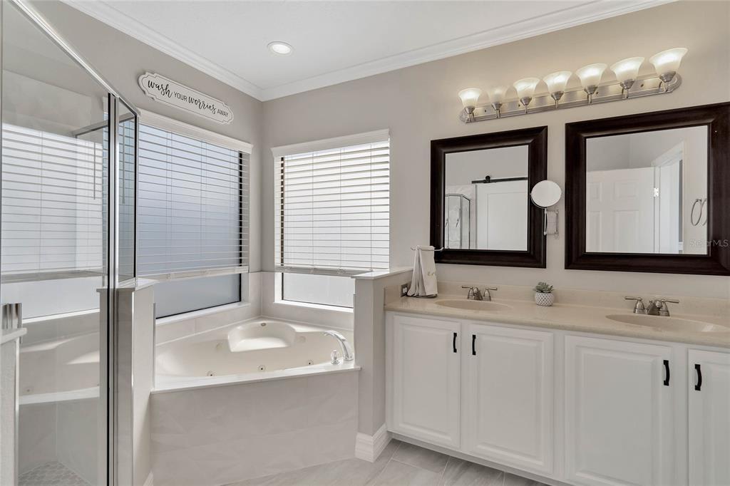 9707 Moss Rose Way