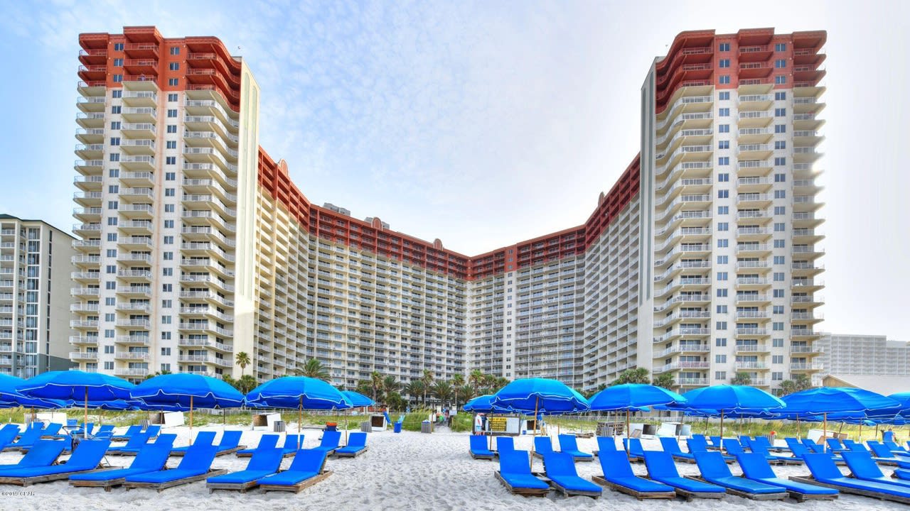9900 S Thomas Drive Unit 1526