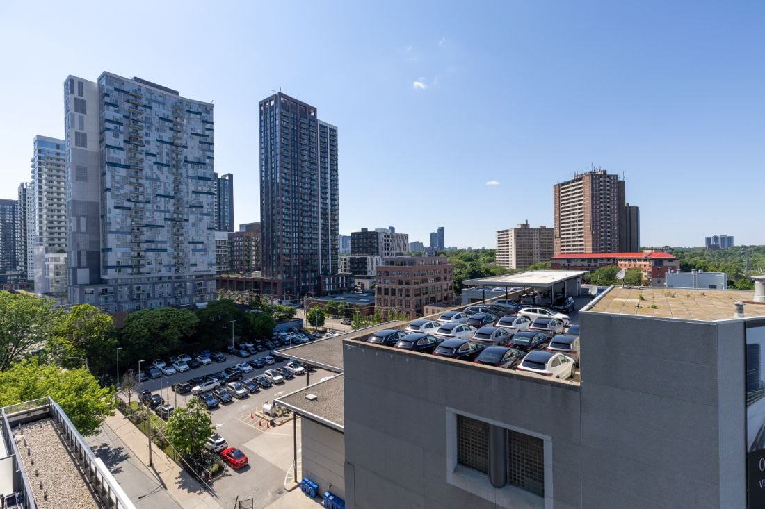 801 – 5 Defries St