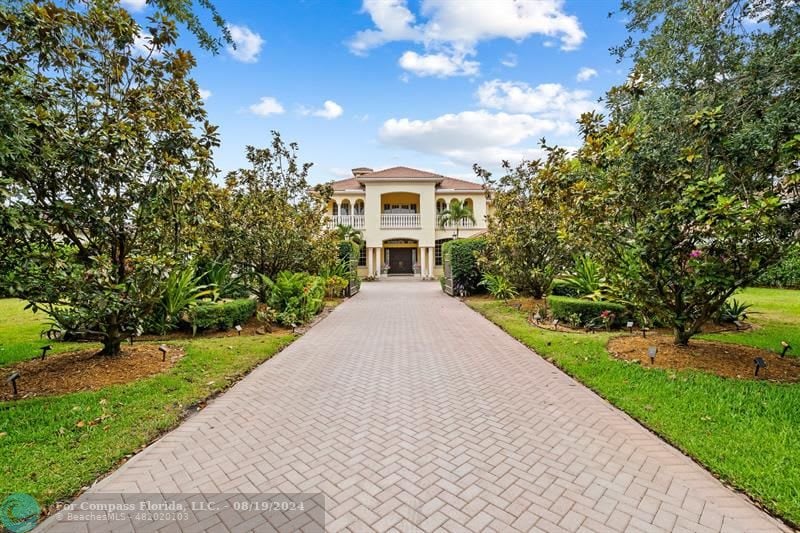 12794 Stonebrook Drive