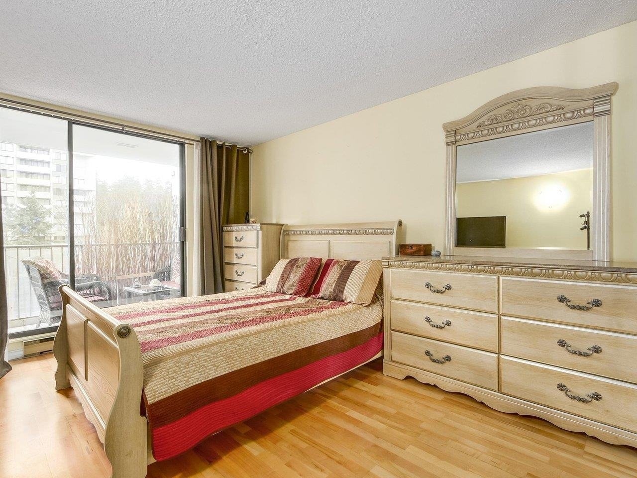 301-6455 Willingdon Avenue, Burnaby