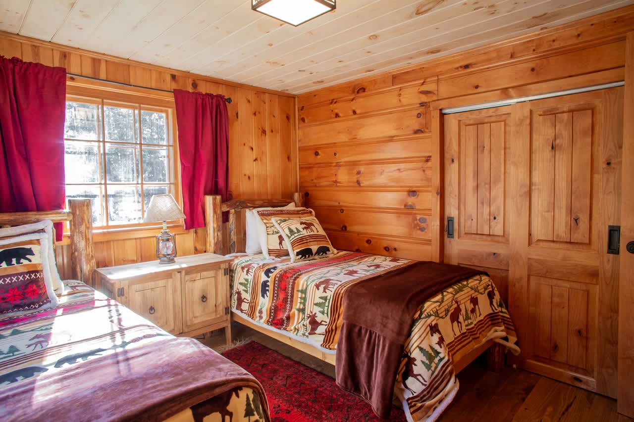 2BR Stratton Cabin