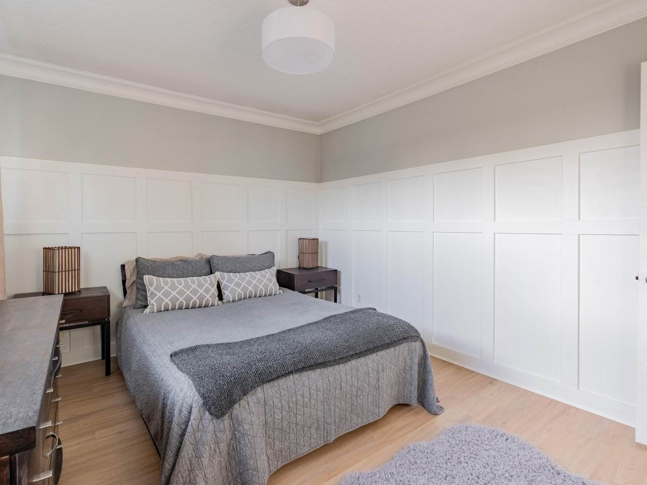 480 W Kings Rd