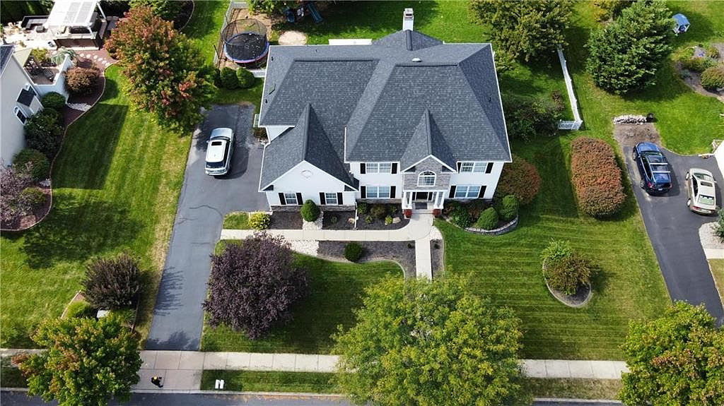 2374 Bordeaux Drive