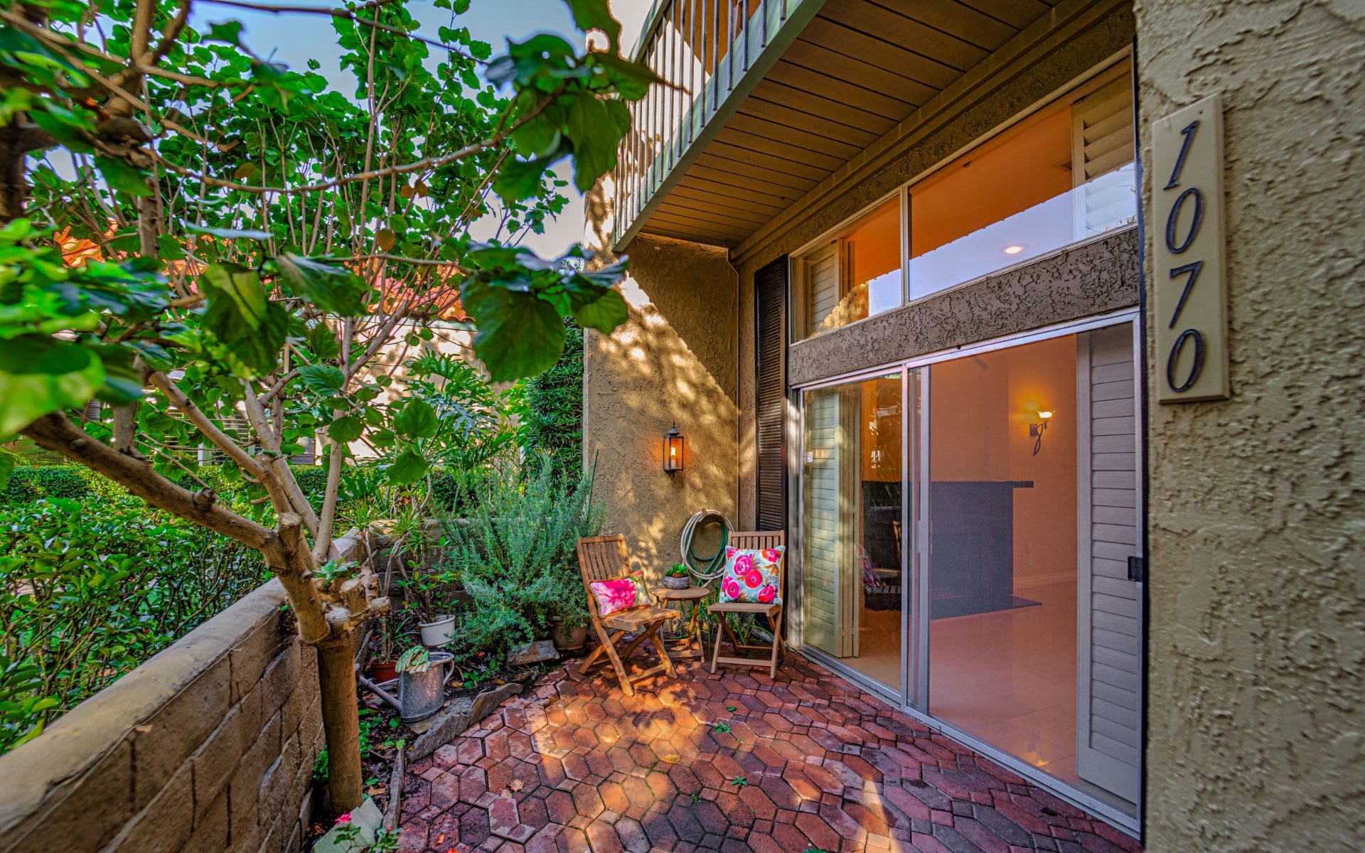 1070 Palo Verde Avenue