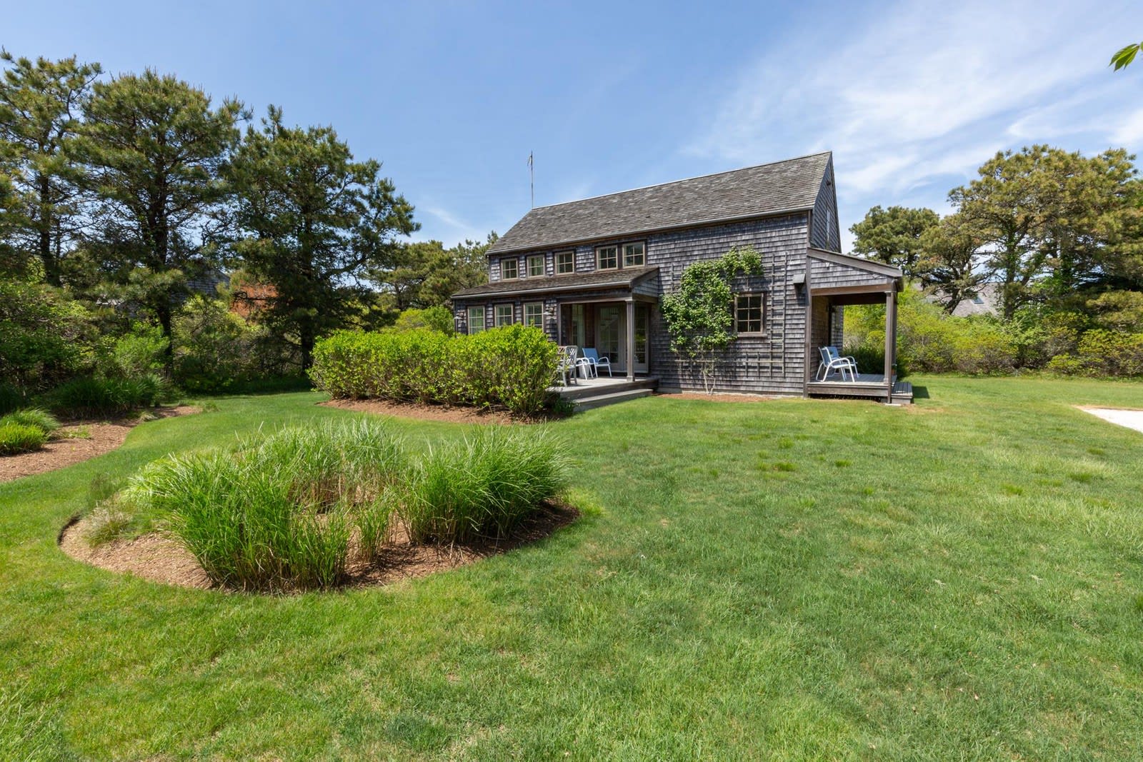 12a Pond View Dr, Cottage