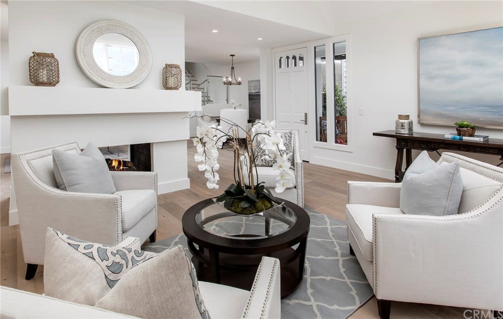 611 Dahlia Ave