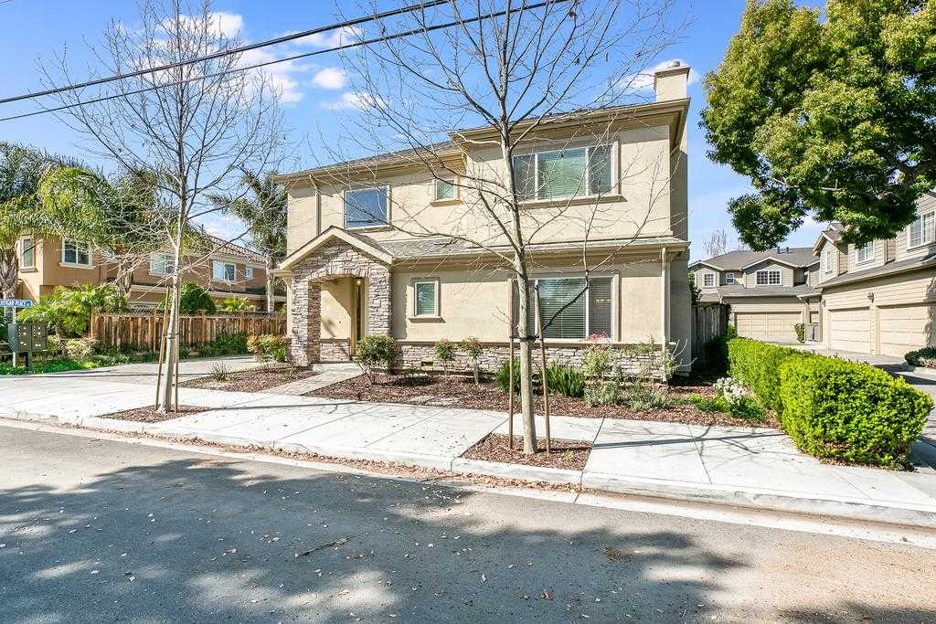 429 Bundy AVE