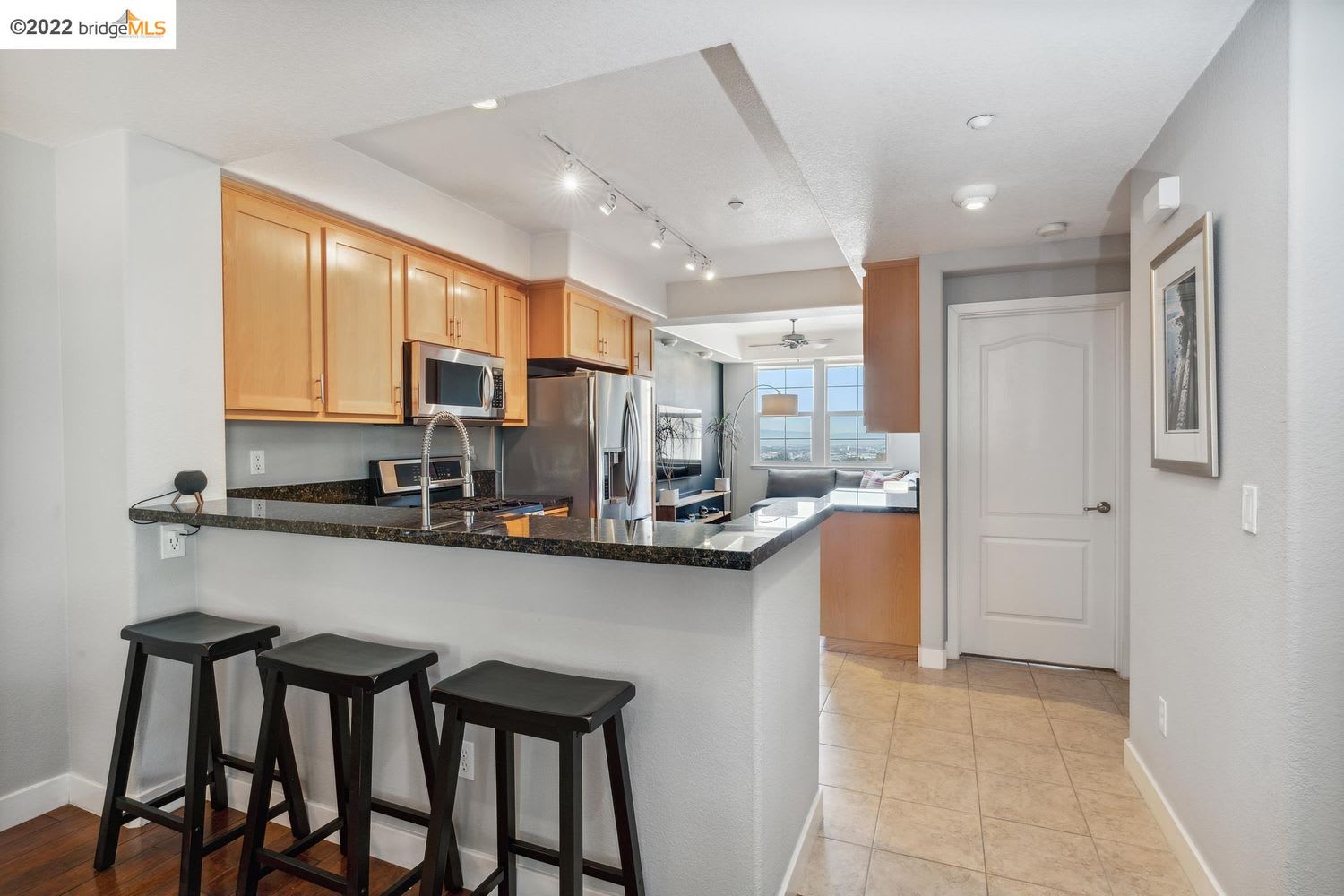 6128 Old Quarry Loop, Oakland, CA 94605