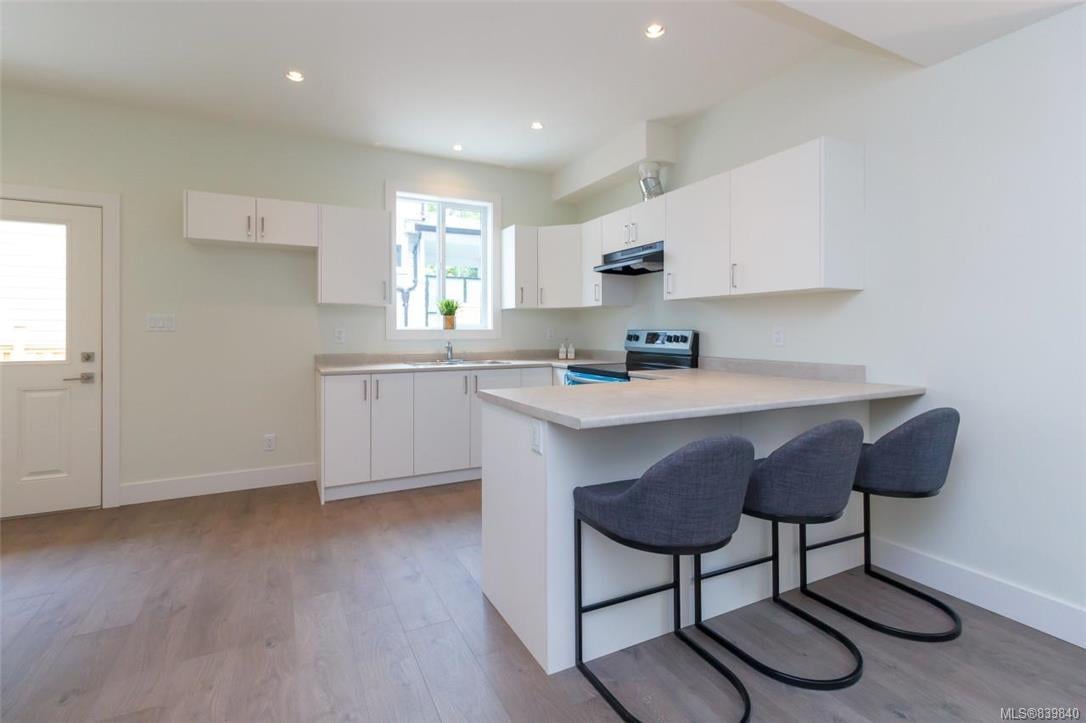 3516 Paperbark Cres