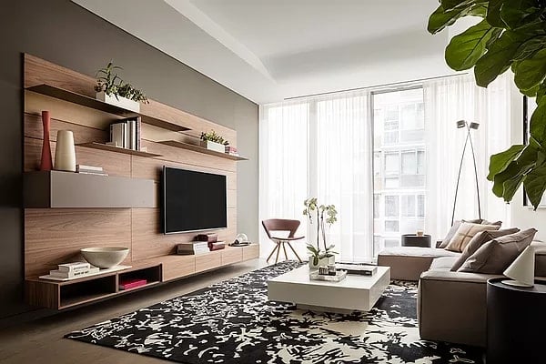 520 West 28th St Unit: 2