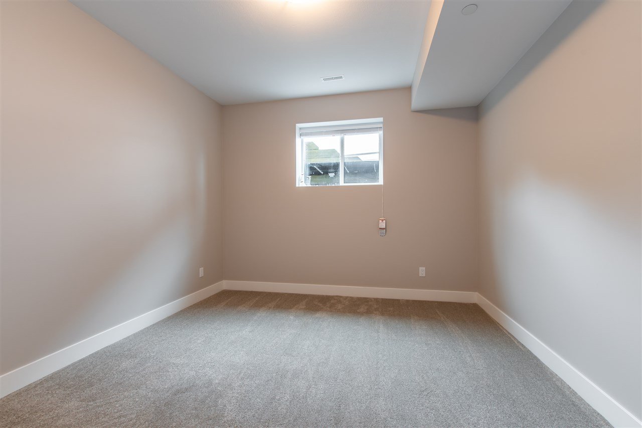 11-8295 Nixon Rd
