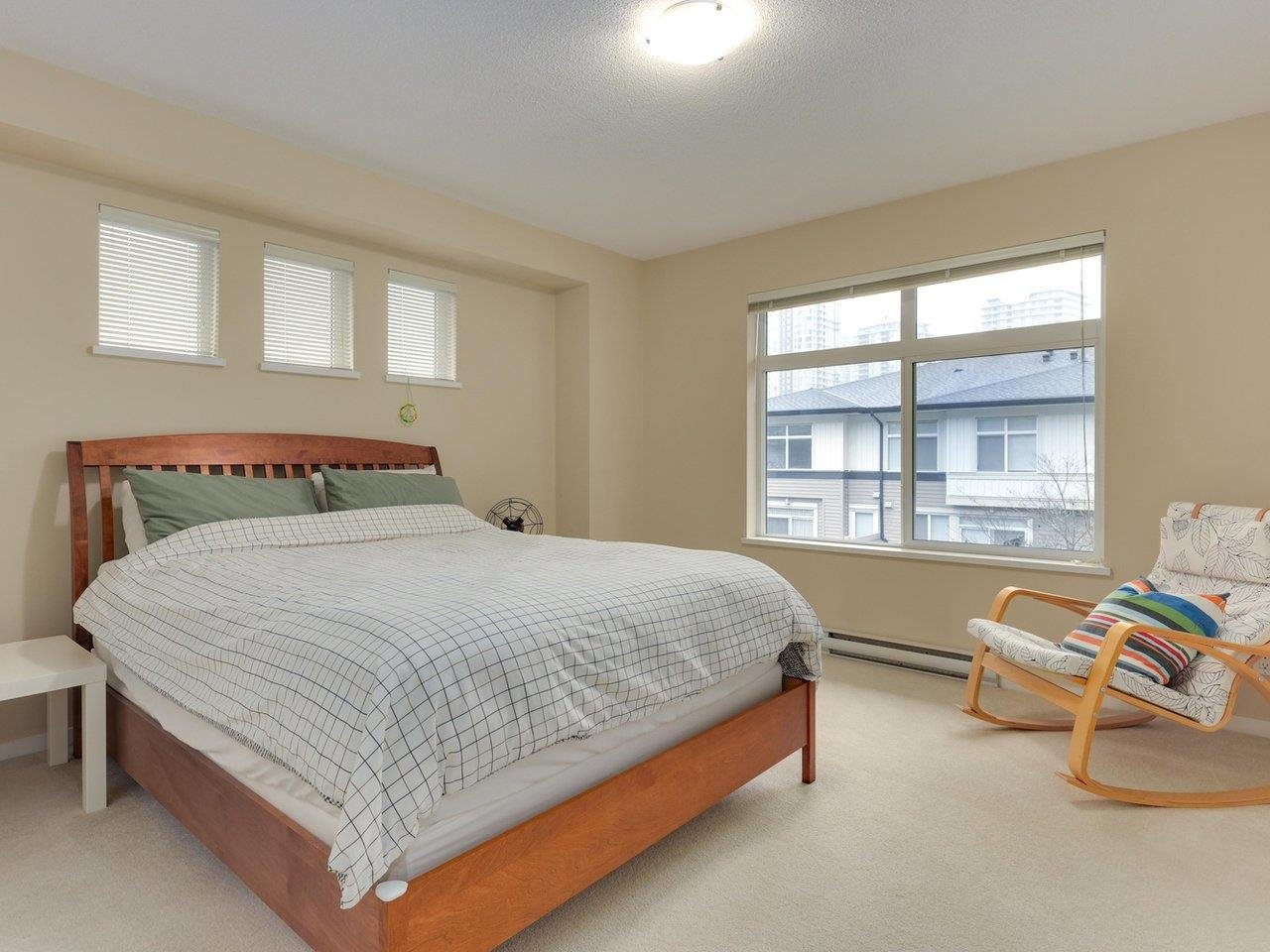 76-1125 Kensal Pl