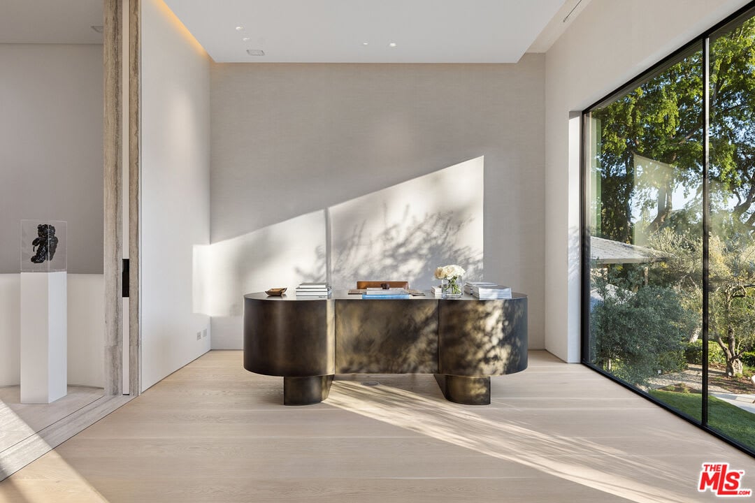 Serene Opulent