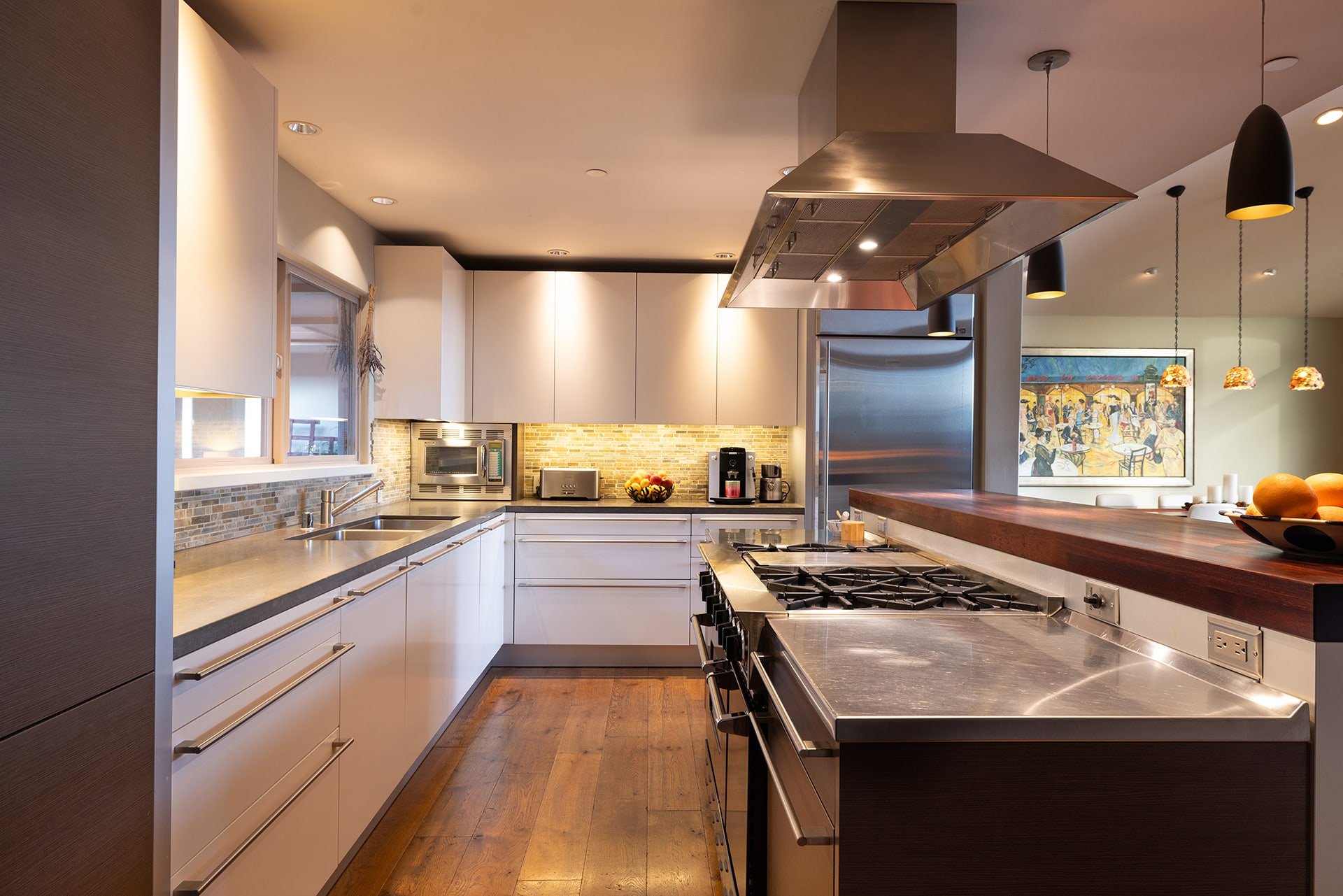 Modern Monterey Paradise - 700 Fernwood Ave