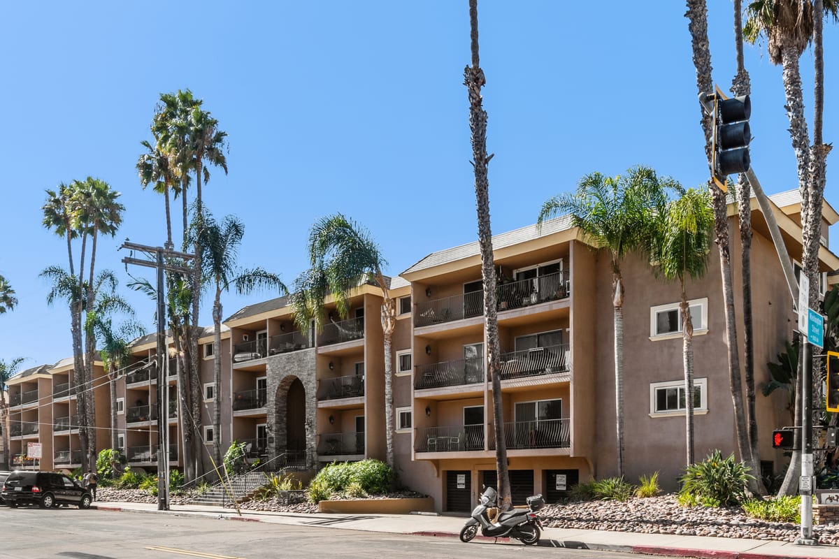 3980 8th Ave, Unit 111