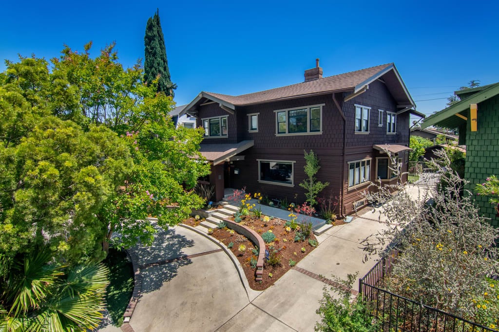 132 S Wilton Pl