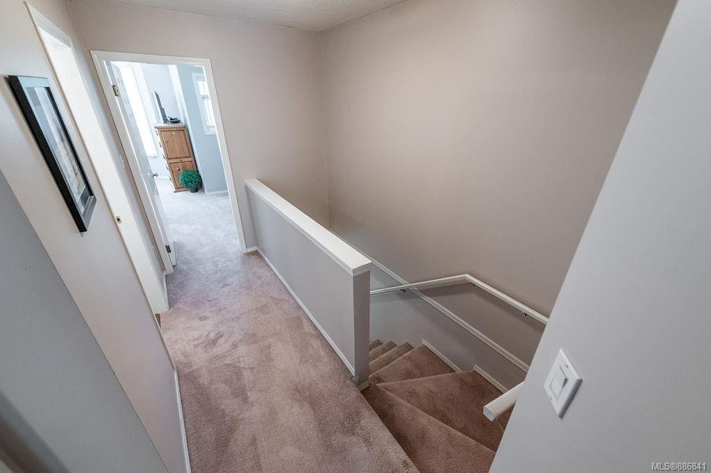 7-4540 W Saanich Rd