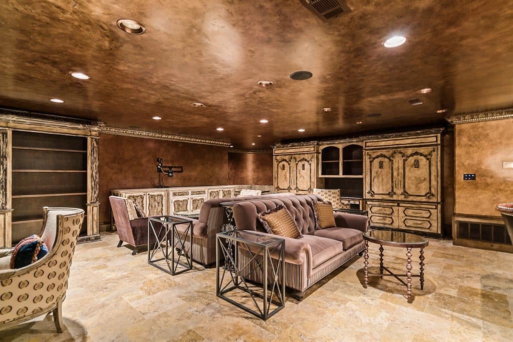 9553 Bella Terra Dr