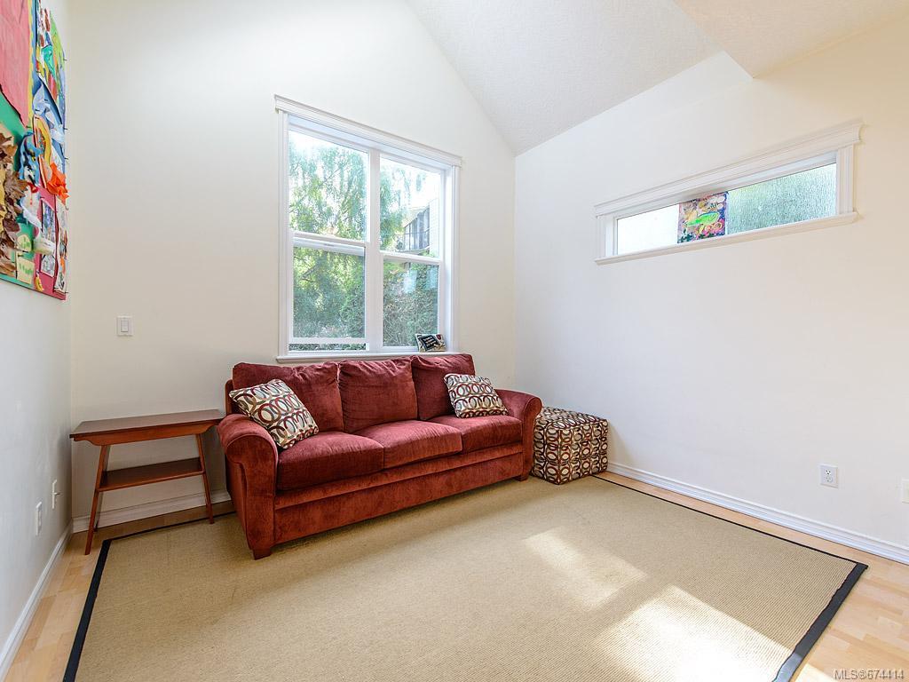 2251 Eastdowne Rd