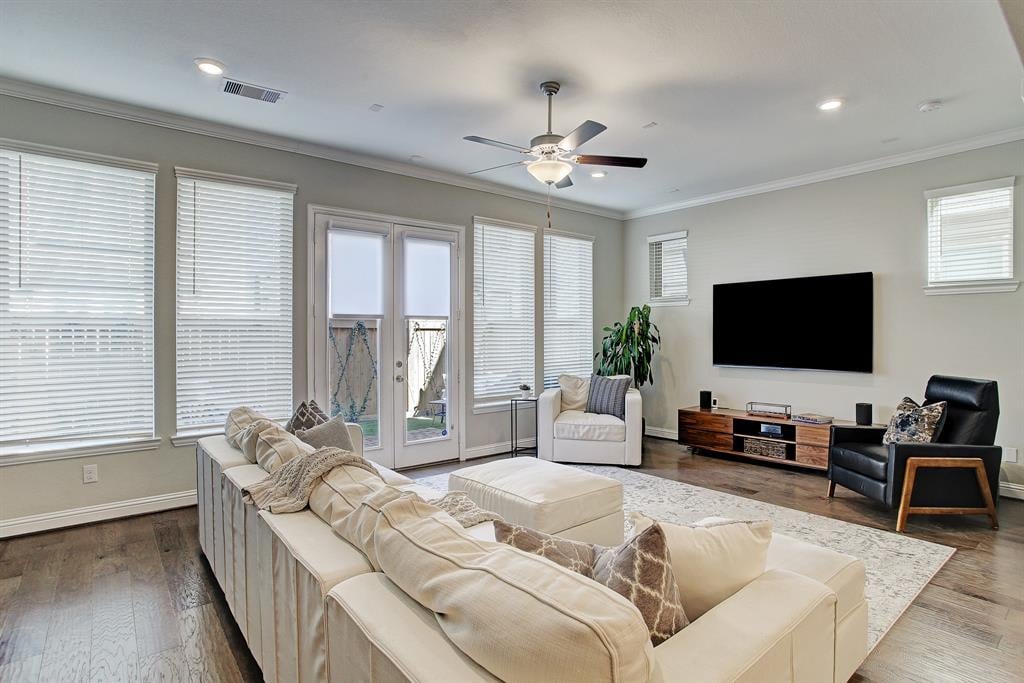 3614 Golf Dr