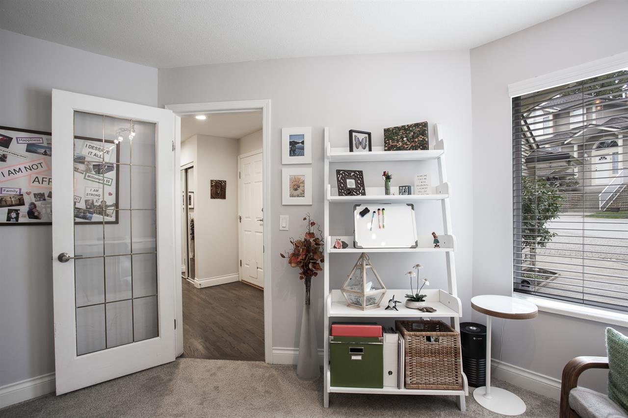 14-101 Parkside Dr