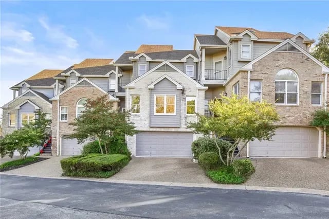 6010 LONG CHAMP CT, UNIT 113