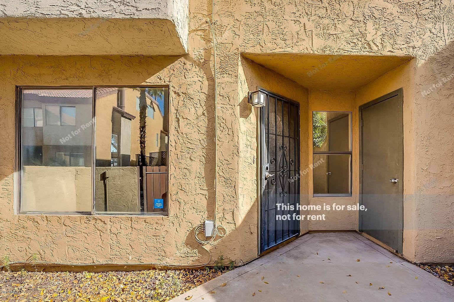 2040 S Longmore