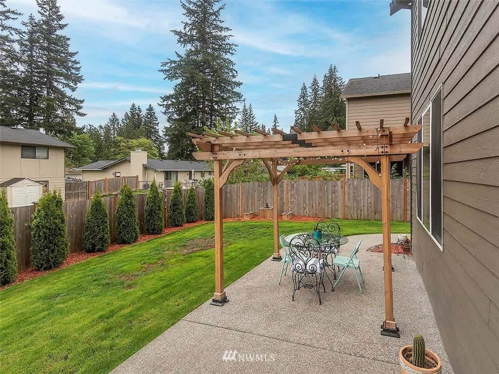 11943 47th Ave NE