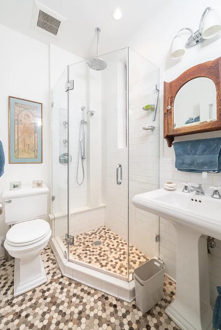 322 East 85th Street, Apt 5-B
