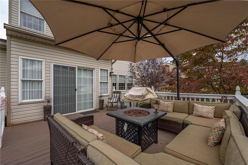 2660 Fieldview Dr