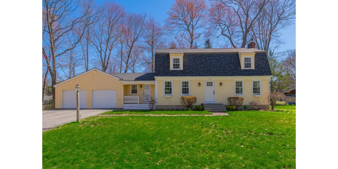 New Listing! 64 Brentwood Road, Cape Elizabeth, ME 04107 – $839,000