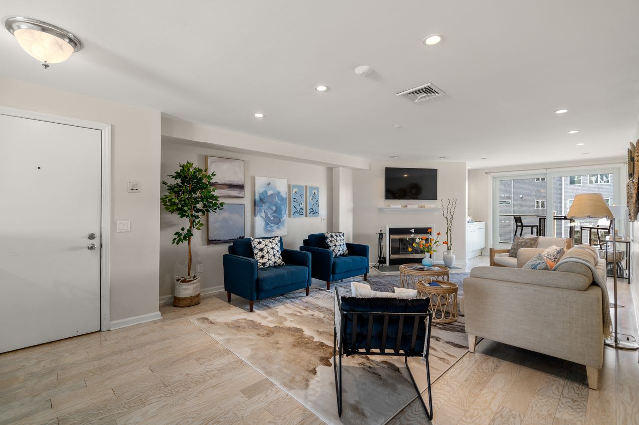 Off-Market 31 Coddington Wharf #21 