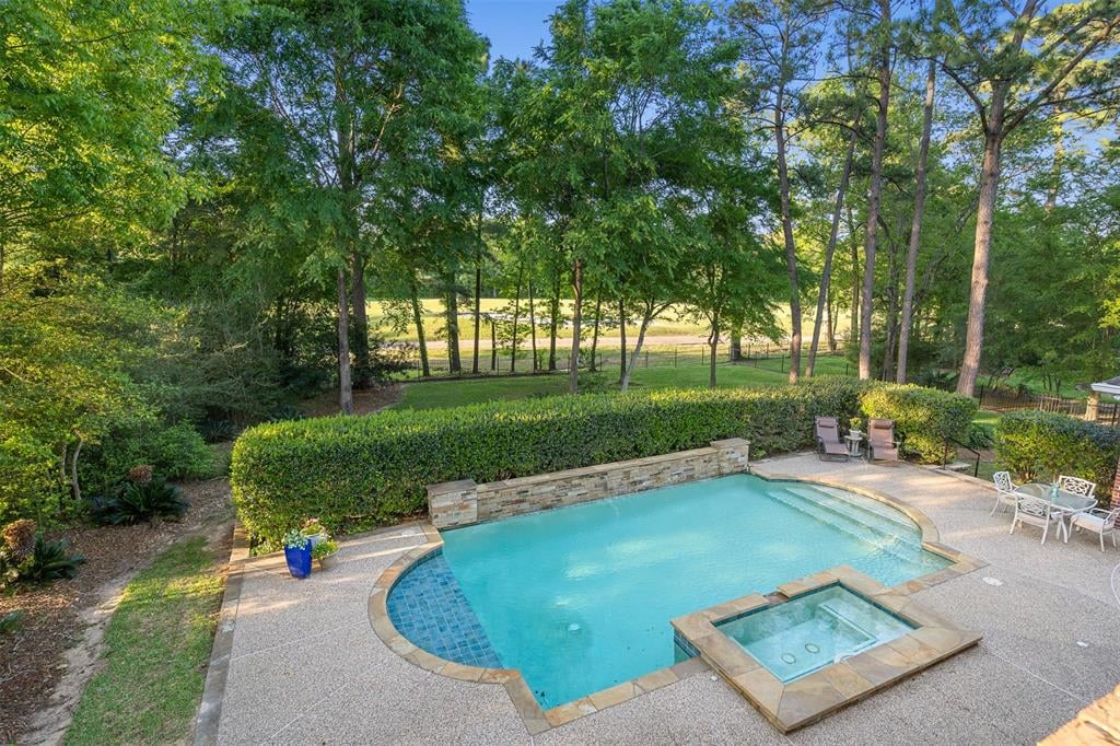 27 N Longspur Drive