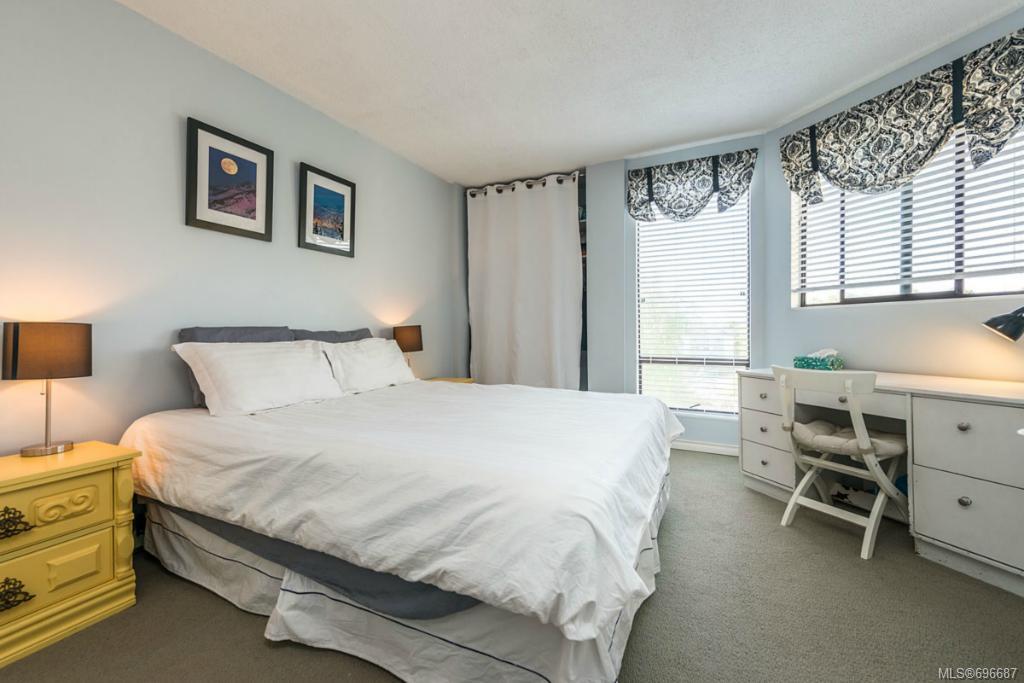 514-1745 Leighton Rd, Victoria
