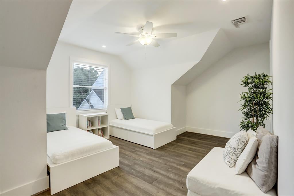 504 W Cottage St Unit A