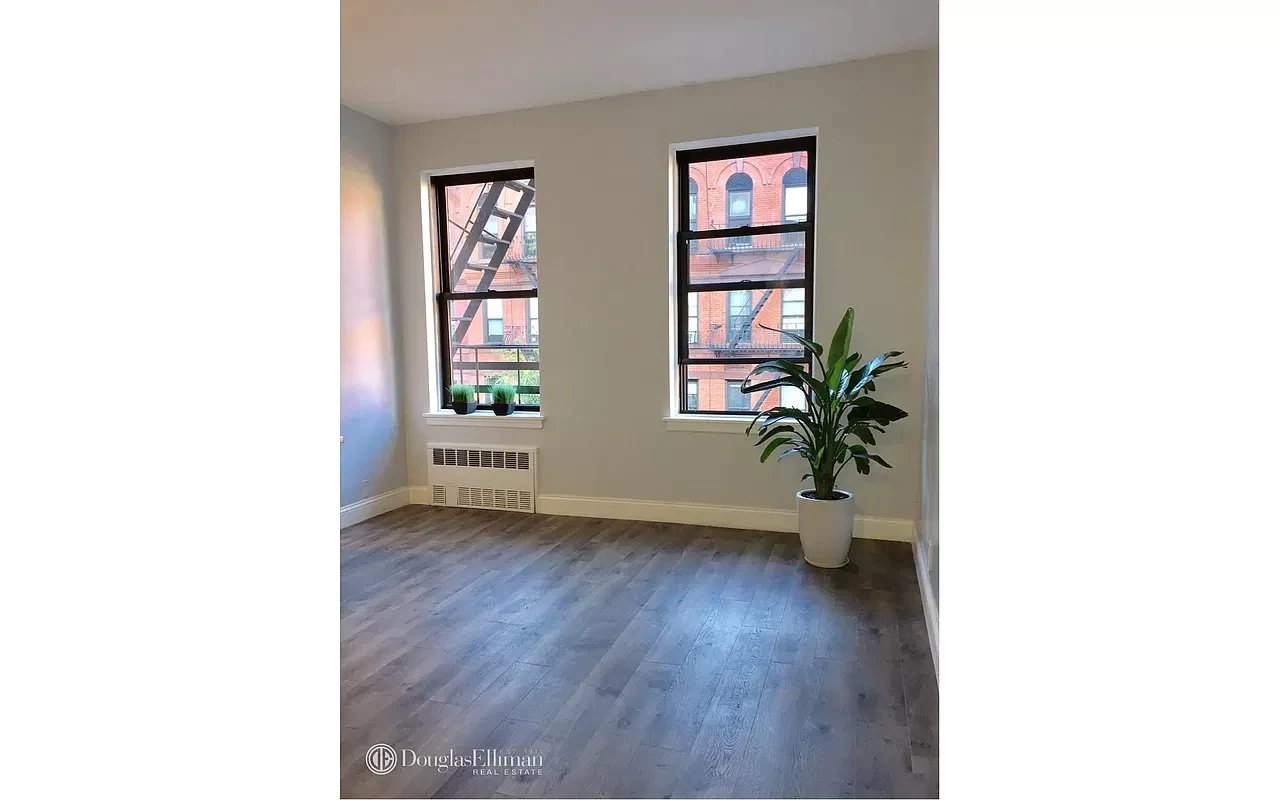 512 East 83rd Street Unit: 4B